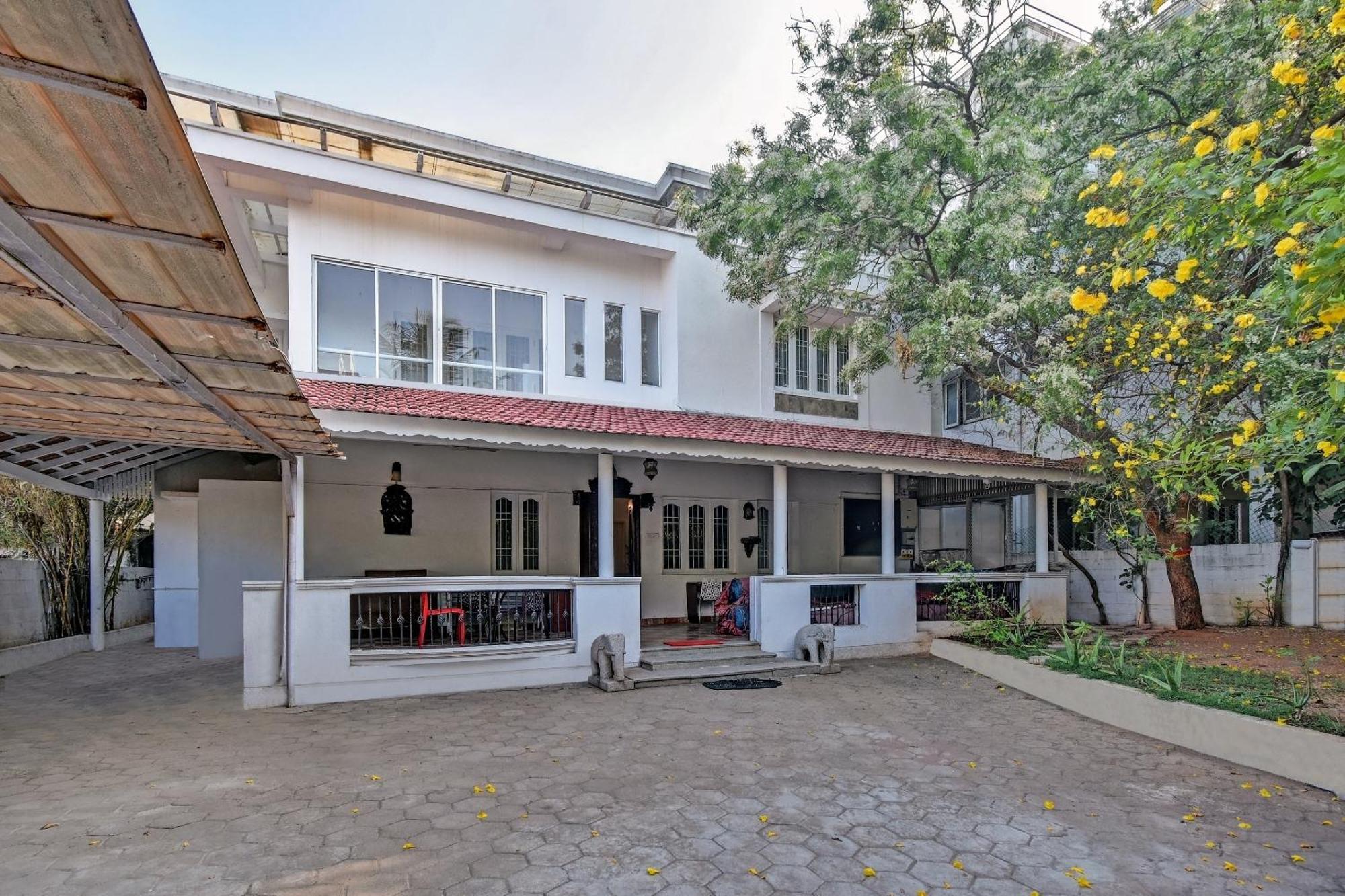 Hotel O Dakshin Villa Ecr Madrás Exterior foto