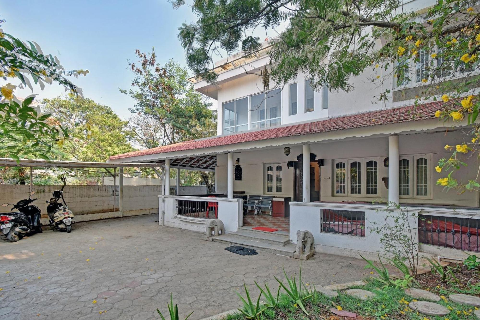 Hotel O Dakshin Villa Ecr Madrás Exterior foto