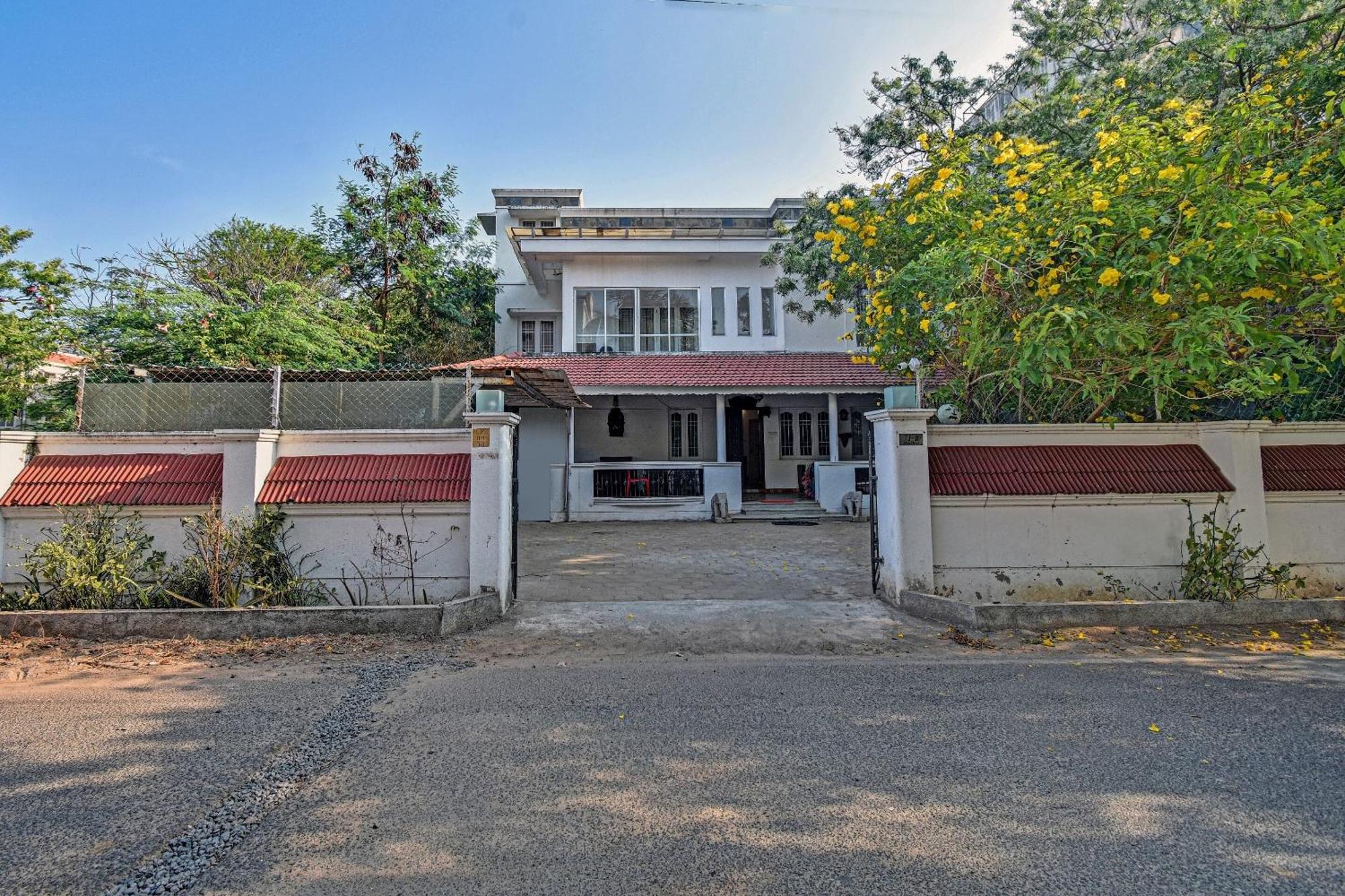 Hotel O Dakshin Villa Ecr Madrás Exterior foto